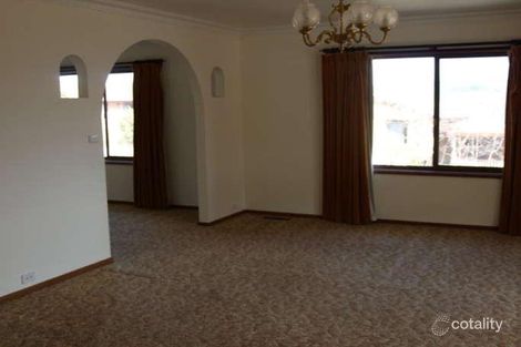 Property photo of 18 Halfrey Circuit Wanniassa ACT 2903