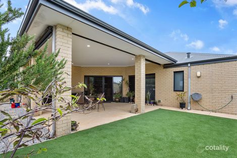 Property photo of 3 Beaufortia Turn Halls Head WA 6210