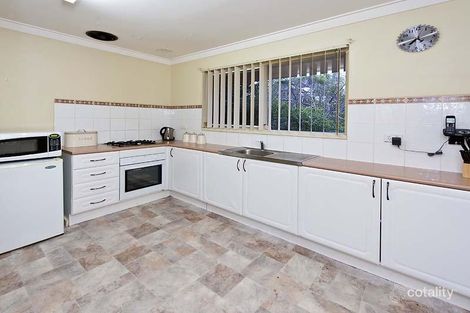 Property photo of 33 Cara Road Greenmount WA 6056