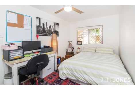 Property photo of 2/43 Lade Street Coorparoo QLD 4151