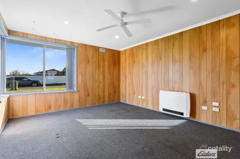 Property photo of 29 Winter Avenue Upper Burnie TAS 7320