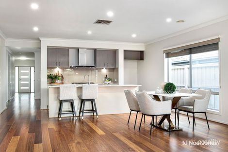 Property photo of 9 McPherson Drive Croydon VIC 3136