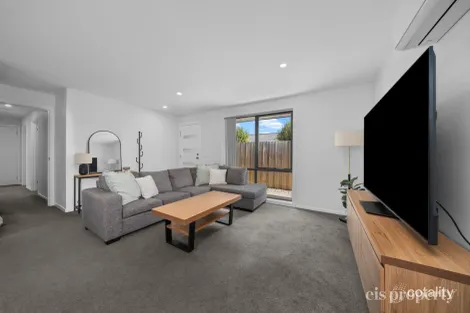 Property photo of 2/21 Millview Drive Oakdowns TAS 7019