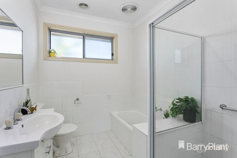 Property photo of 2/20 Byron Street Clayton South VIC 3169