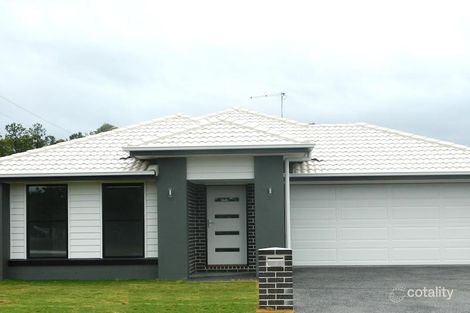 Property photo of 23 Park Edge Place Redland Bay QLD 4165