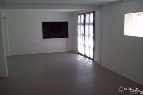 Property photo of 32 Banksia Street Point Vernon QLD 4655