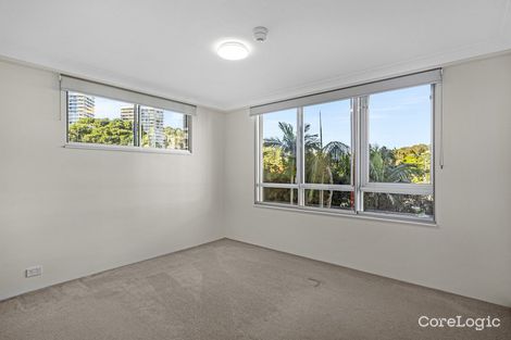 Property photo of 2F/52 Goodwin Terrace Burleigh Heads QLD 4220