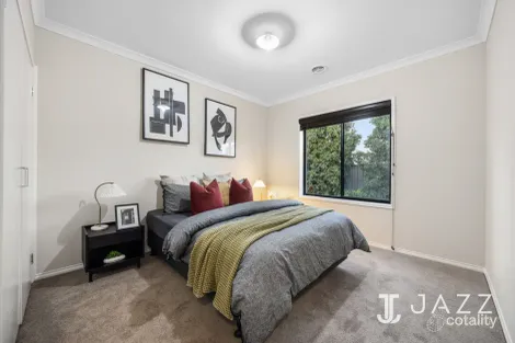 Property photo of 25 Solitaire Way Tarneit VIC 3029
