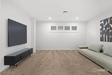 Property photo of 156 Willowdale Drive Denham Court NSW 2565