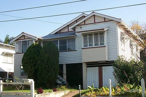 15 Contay St, Holland Park, QLD 4121