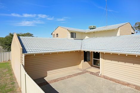 4/4 Soldiers Cove Tce, Dudley Park, WA 6210