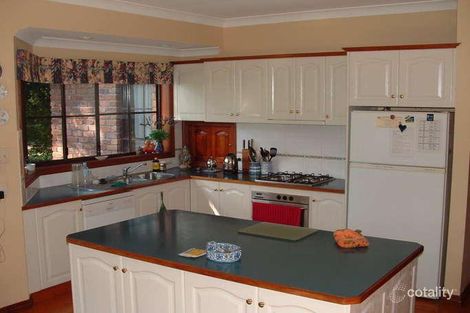 Property photo of 14 Golf Course Drive Middle Ridge QLD 4350