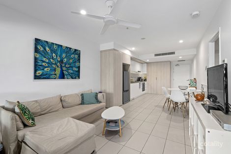 Property photo of 2011/123 Cavendish Road Coorparoo QLD 4151
