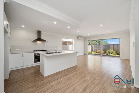 Property photo of 2/1 Marsh Road Mount Richon WA 6112