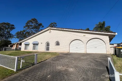 Property photo of 3 Oleander Crescent Riverstone NSW 2765