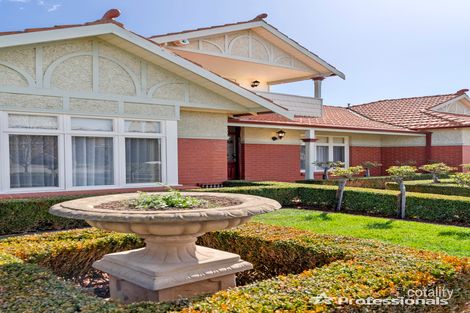 Property photo of 6 Summerhill Drive Hillside VIC 3037