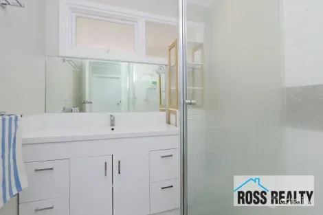 Property photo of 2 Kyogle Place Armadale WA 6112