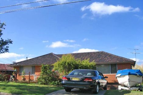 17 Warung St, Yagoona, NSW 2199