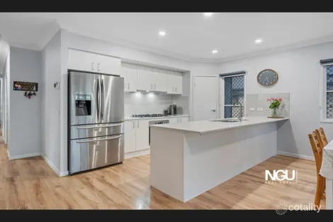 Property photo of 88 Roberts Crescent Bellbird Park QLD 4300