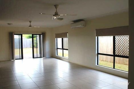 Property photo of 28 Landsborough Drive Smithfield QLD 4878