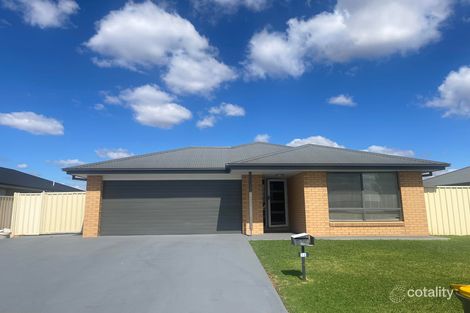 Property photo of 16 Lake Paddock Drive Leeton NSW 2705