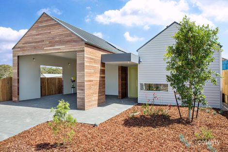 Property photo of 6 Bimbla Avenue Dolphin Point NSW 2539