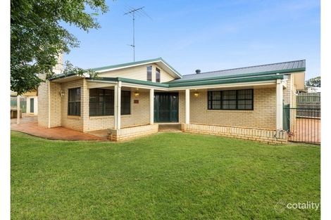 432 Hume St, Middle Ridge, QLD 4350