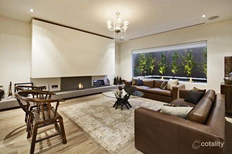 Property photo of 2 Bryson Avenue Brighton VIC 3186