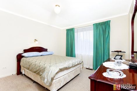 Property photo of 25 Woodger Parade Karabar NSW 2620