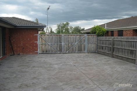 Property photo of 9 Pinnacle Place Berwick VIC 3806