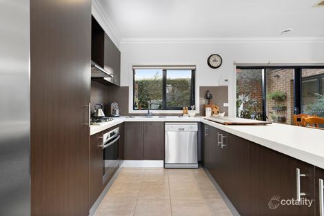Property photo of 1 Seddon Place Caroline Springs VIC 3023