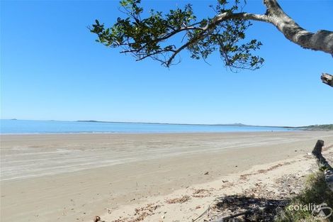 Property photo of 3 Crescent Street Armstrong Beach QLD 4737