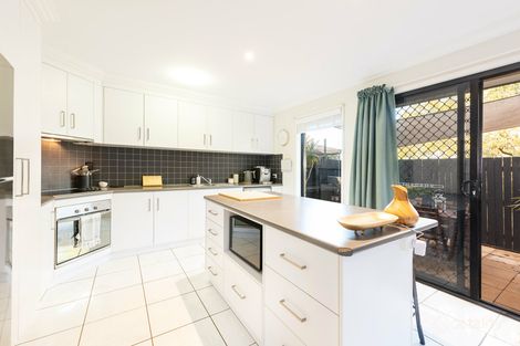 Property photo of 2/2A Empress Street Centenary Heights QLD 4350