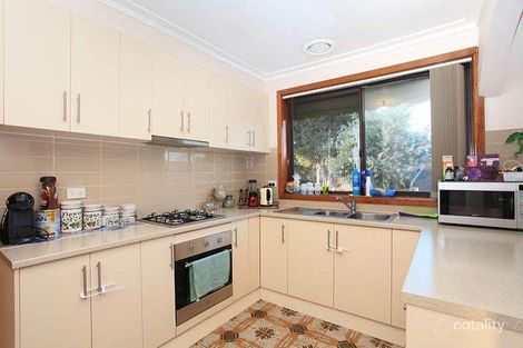 Property photo of 6 Redfern Close Thomastown VIC 3074