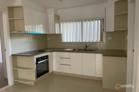 Property photo of 141 Hill Road Lurnea NSW 2170