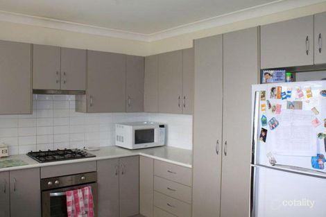 Property photo of 38 Hibiscus Crescent Aberglasslyn NSW 2320