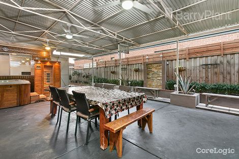 Property photo of 17 Monarch Road Berwick VIC 3806