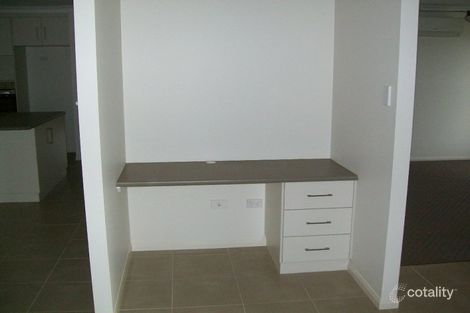 Property photo of 2/2 Alexander Avenue Highfields QLD 4352