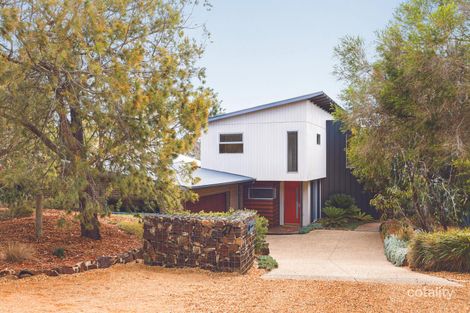 Property photo of 27 Hooper Grove Mount Martha VIC 3934