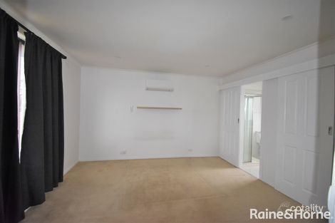 22 Piccadilly Cres, Keysborough, VIC 3173