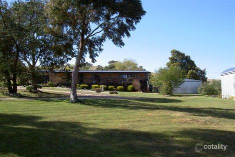 Property photo of 24 Trainers Drive Kilmore VIC 3764