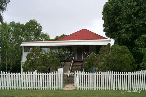 6 Vulture St, Charters Towers City, QLD 4820