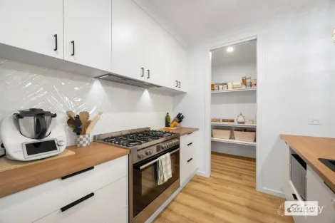 Property photo of 28 Wylie Street Baranduda VIC 3691