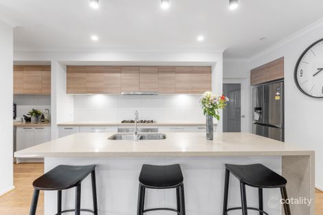 Property photo of 46 Mackenzie Drive Wollert VIC 3750