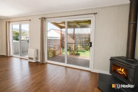 Property photo of 35 Ordnance Avenue Lithgow NSW 2790