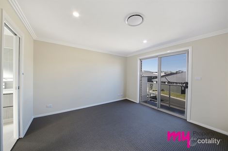 Property photo of 2/3 Bibb Avenue Cobbitty NSW 2570
