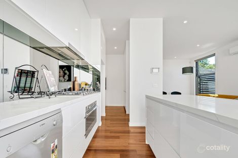Property photo of 2/956 Burke Road Deepdene VIC 3103