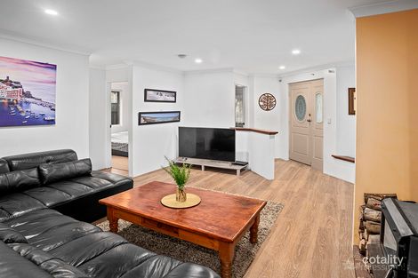 Property photo of 4 Amberley Loop Dunsborough WA 6281