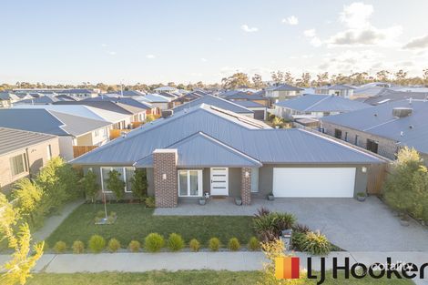 8 Band St, Sunbury, VIC 3429