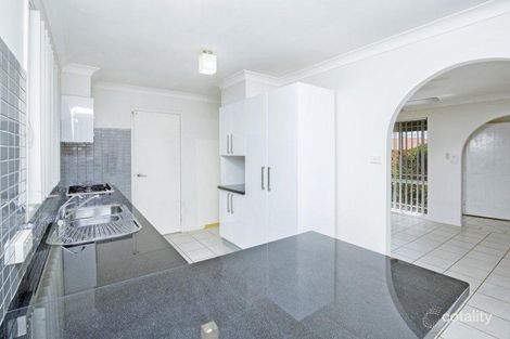 Property photo of 28 Nolan Crescent Metford NSW 2323